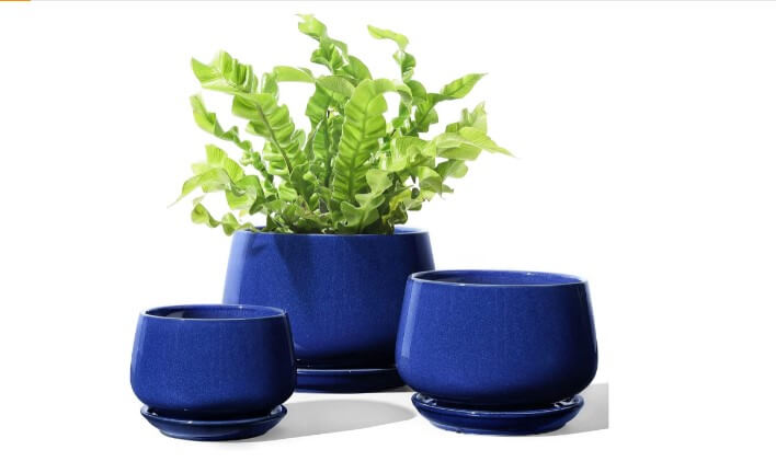 LE TAUCI Plant Pots with Drainage Holes and Saucers